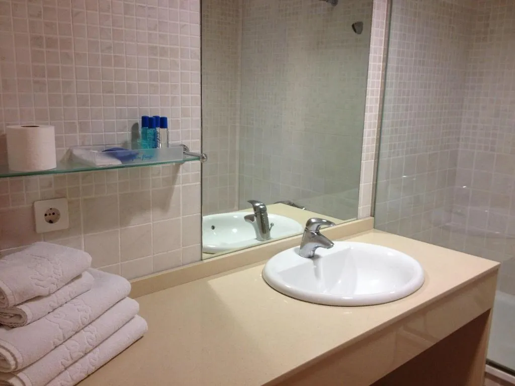 APARTMENT WITH DOUBLE BED Room, Plaza Picasso Apartamentos, Valencia