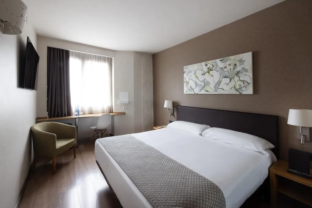Double or Twin STANDARD Room, Catalonia Albeniz, Barcelona