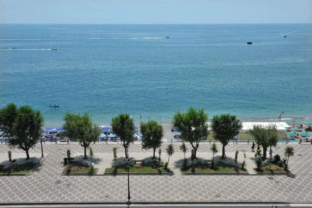 Beach, Pietra Di Luna, Naples