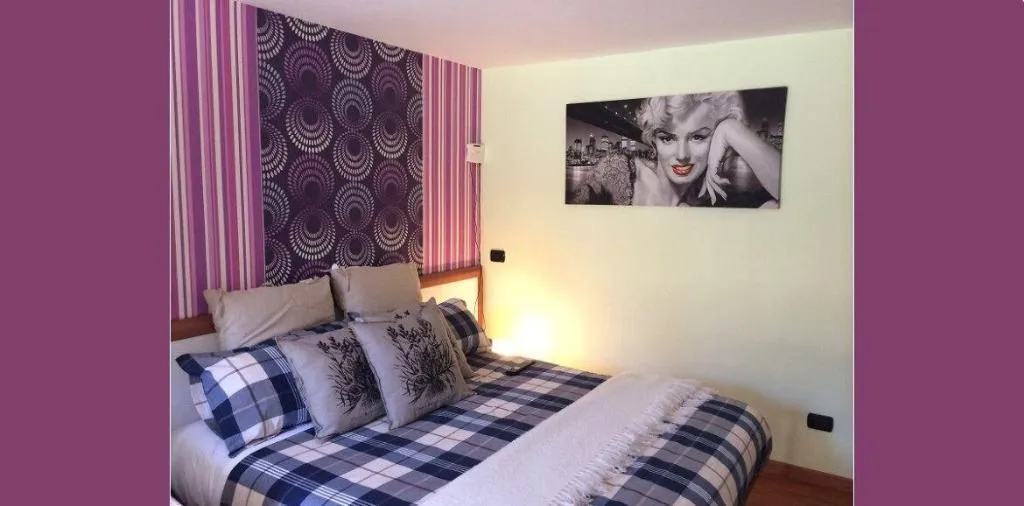 Room, B&B Viva Pompei, Naples
