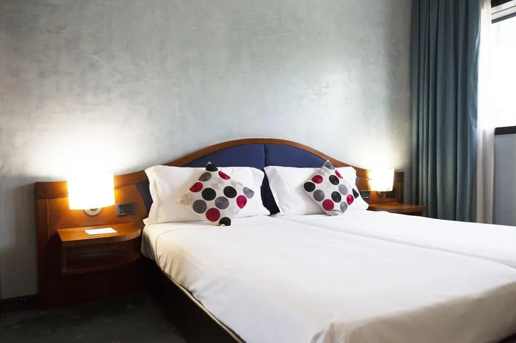 Room, iH Hotels Milano Blu Visconti, Milan