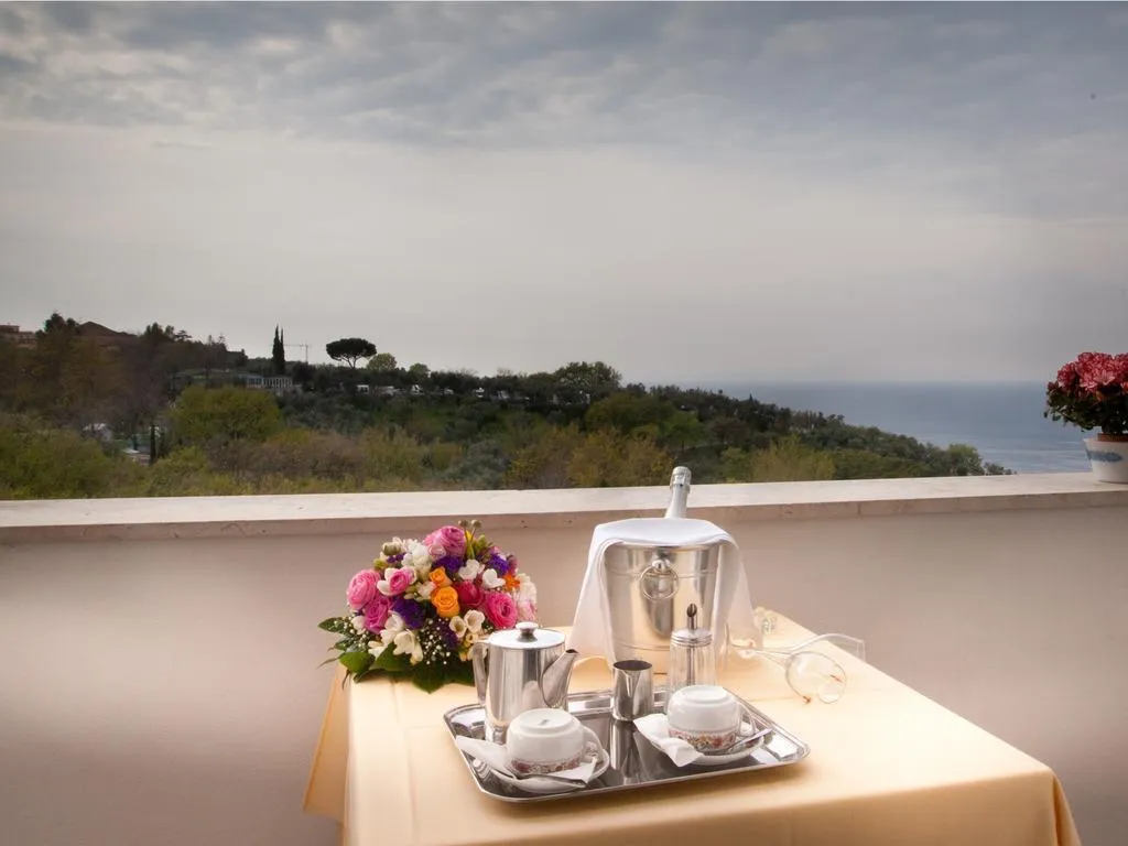 Terrace, Hotel Britannia, Naples