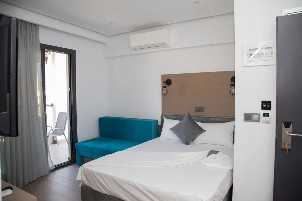 DOUBLE CLASSIC Room, Amalia Rooms Sea View, Thessaloniki
