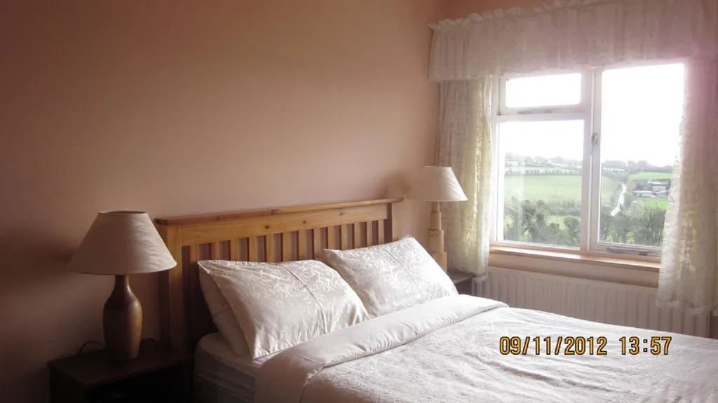 Room, Seafield Farmhouse, Cork
