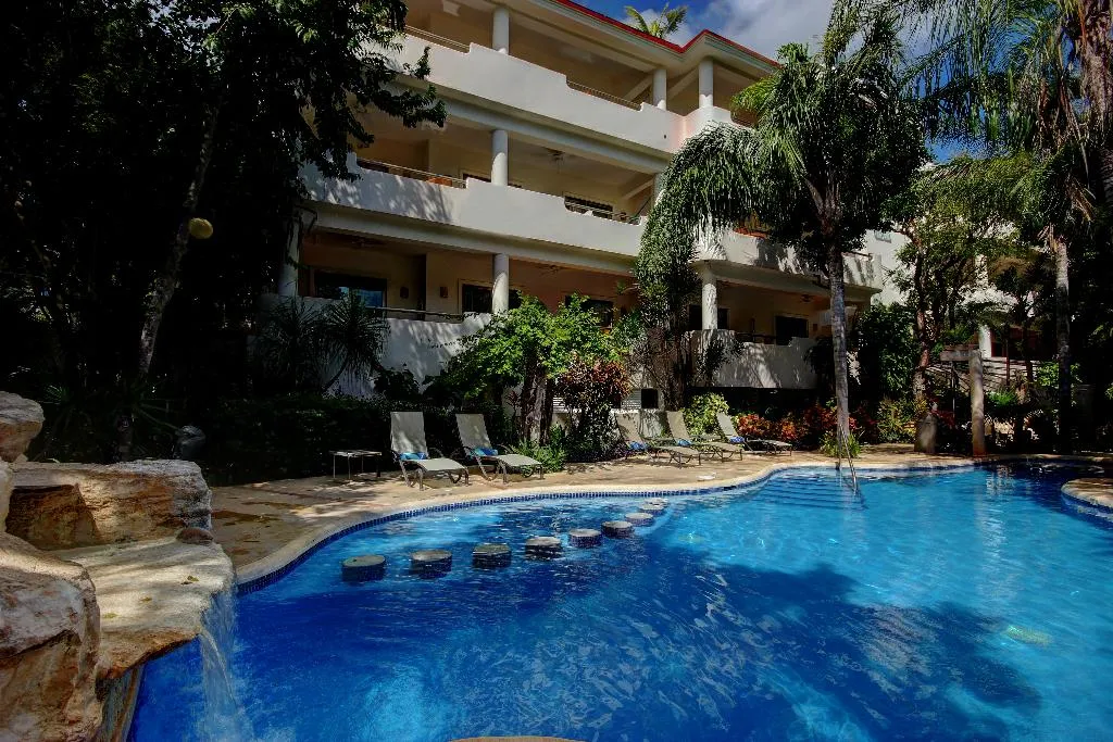 Pool, Riviera Maya Suites, Playa Del Carmen