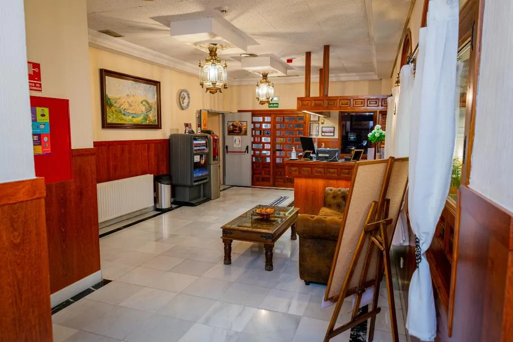 Lobby, Santa Isabel, Madrid