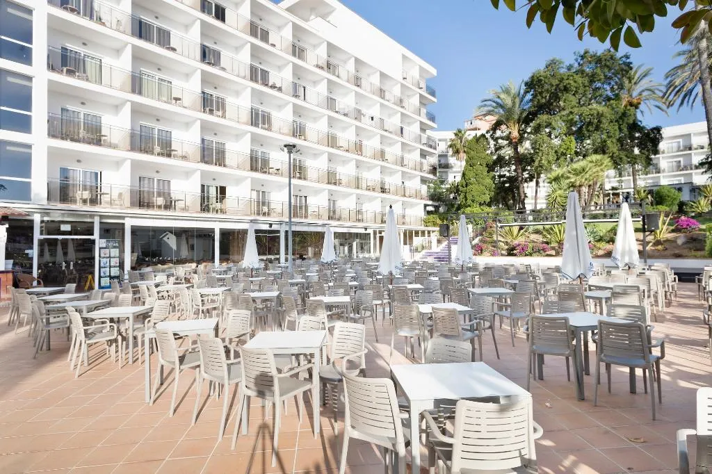Sports and Entertainment, Best Siroco, Costa Del Sol