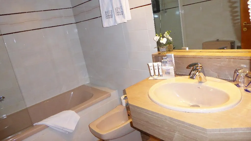 Double or Twin POOL VIEW Room, Estela Barcelona, Costa Brava