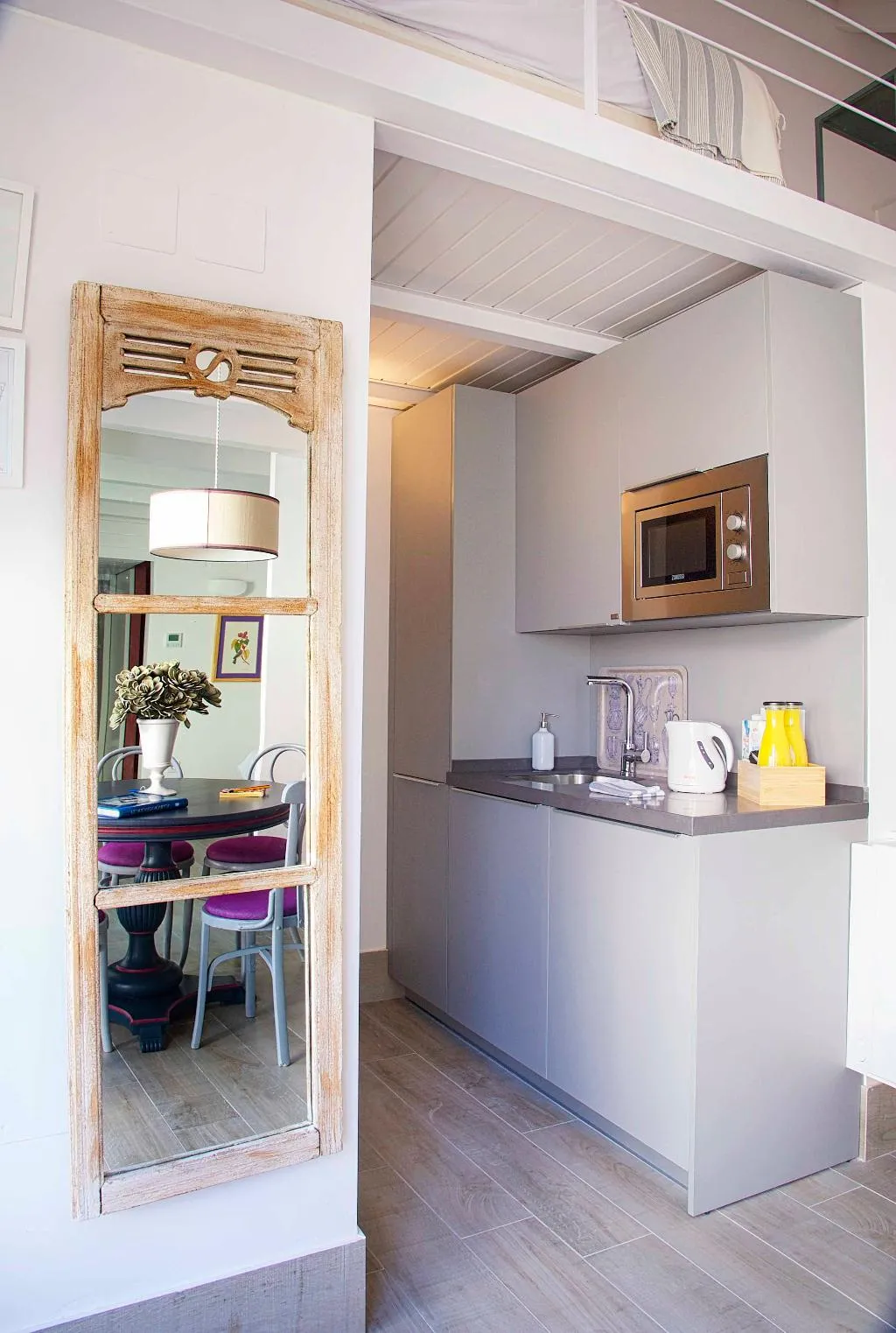 APARTMENT ECONOMY Room, Overland Suites Catedral Luxury Apartments, Seville