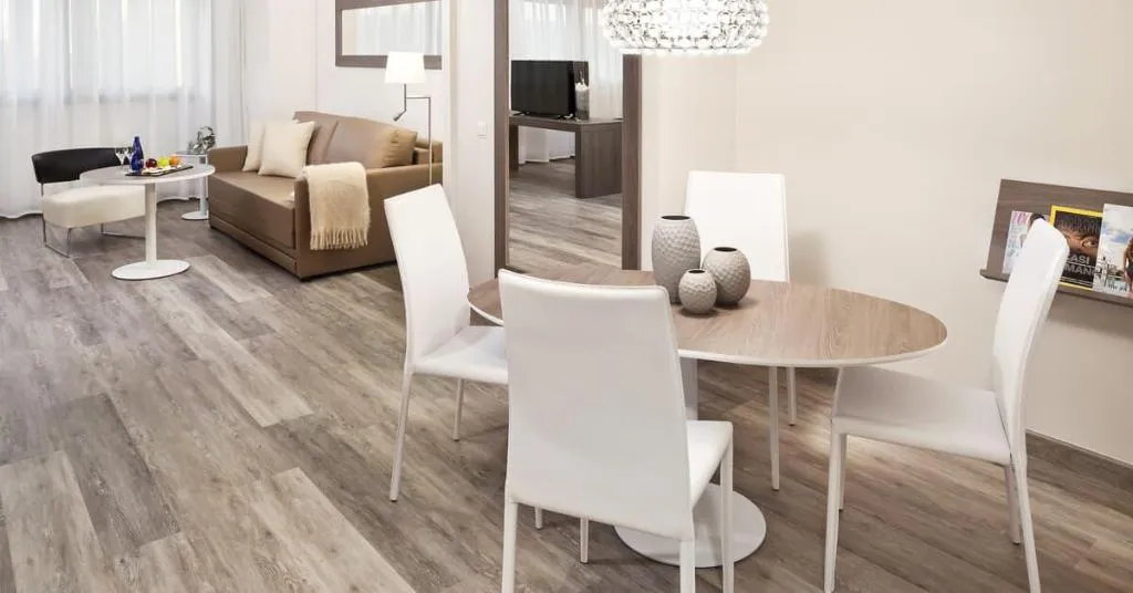 Room, Melia Lebreros, Seville