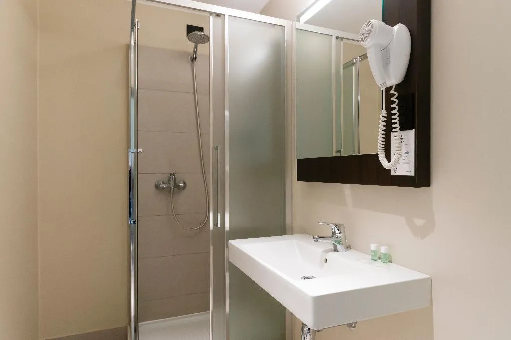 DOUBLE SINGLE USE STANDARD Room, B&B Hotel Milano San Siro, Milan