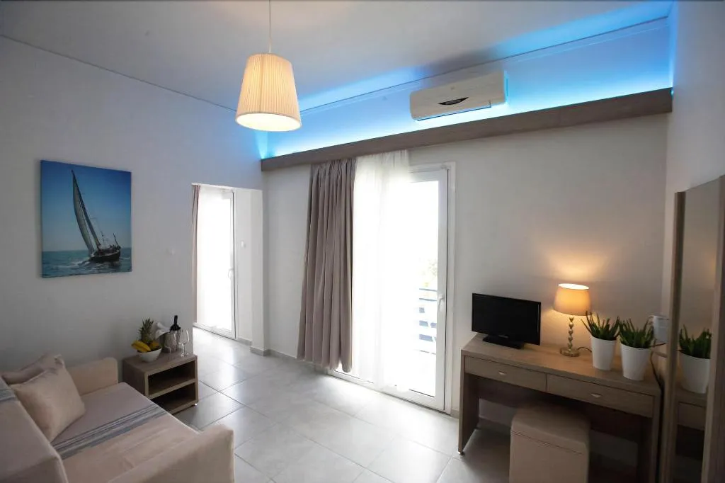 Room, 12 Olympian Gods, Thessaloniki
