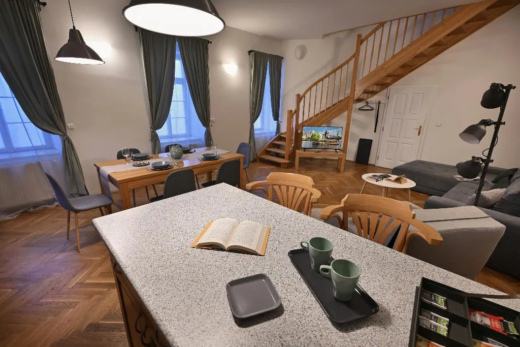 APARTMENT DUPLEX Room, Boutique Apartments White Swan, Prague