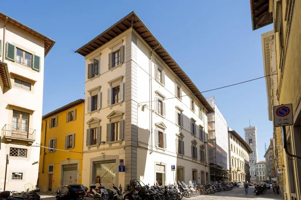General view, Arnobio Florence Suites, Florence