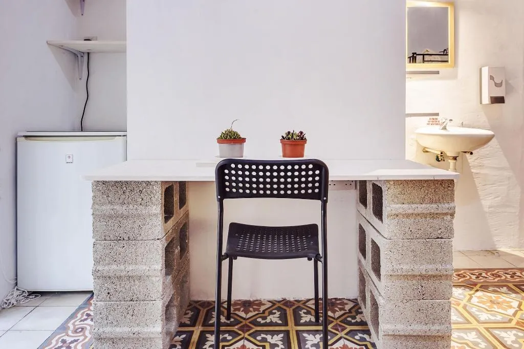 Room, Granny's Inn - Hostel, Malta