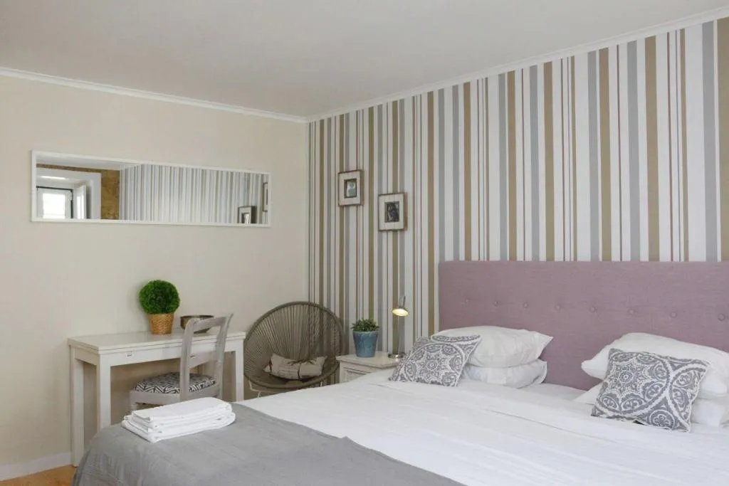 Room, Flores Guest House, Lisbon