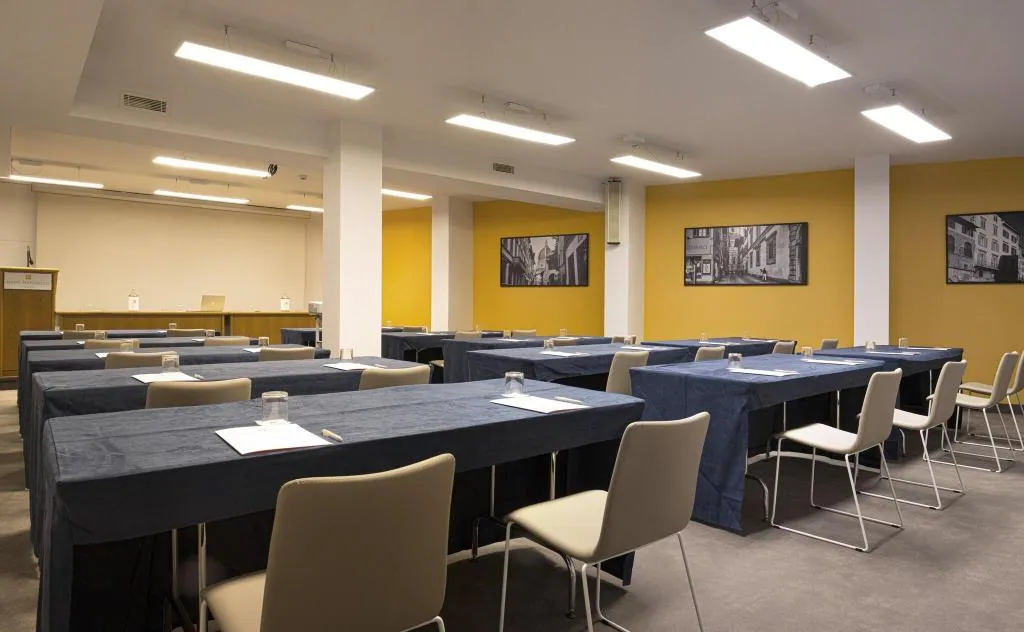 Conferences, Raffaello, Florence