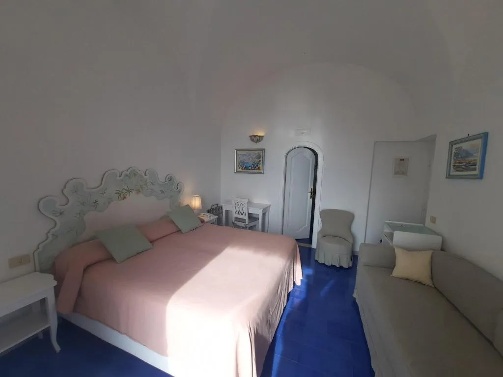 Room, Villa La Tartana, Naples