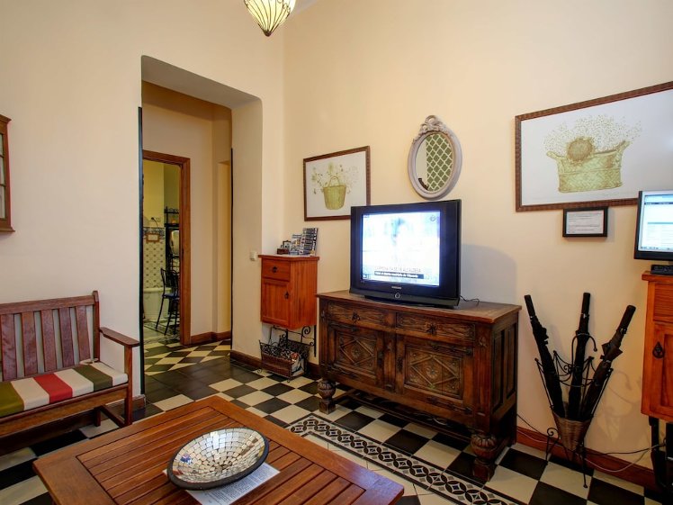 Malaga Lodge Guesthouse, Costa Del Sol