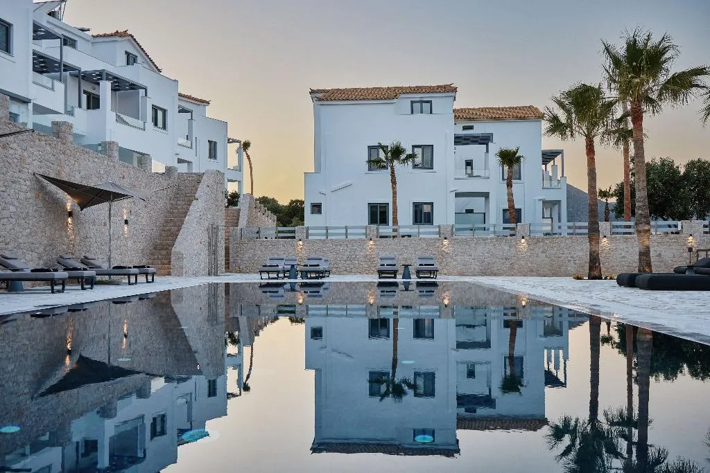 Pool, Quattro Suites, Kalamata