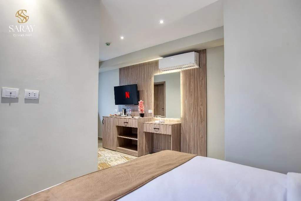 Double or Twin DELUXE CITY VIEW Room, Saray Pyramids & Museum View Hotel, Cairo