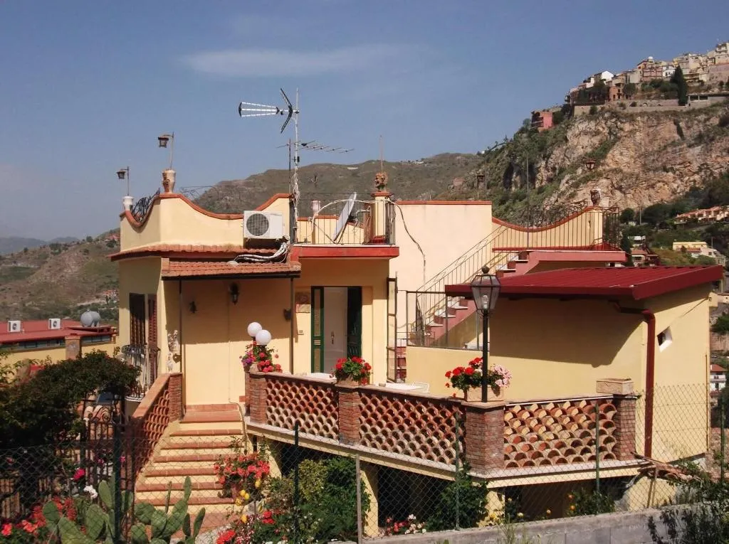 General view, B&B U Palmentu, Taormina