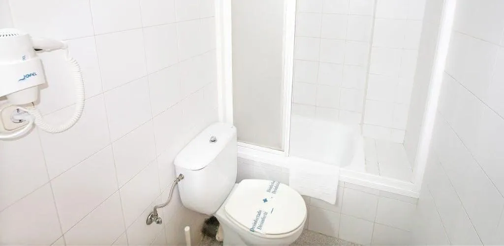 Room, Hostal Estacia N Almeria, Costa Almeria
