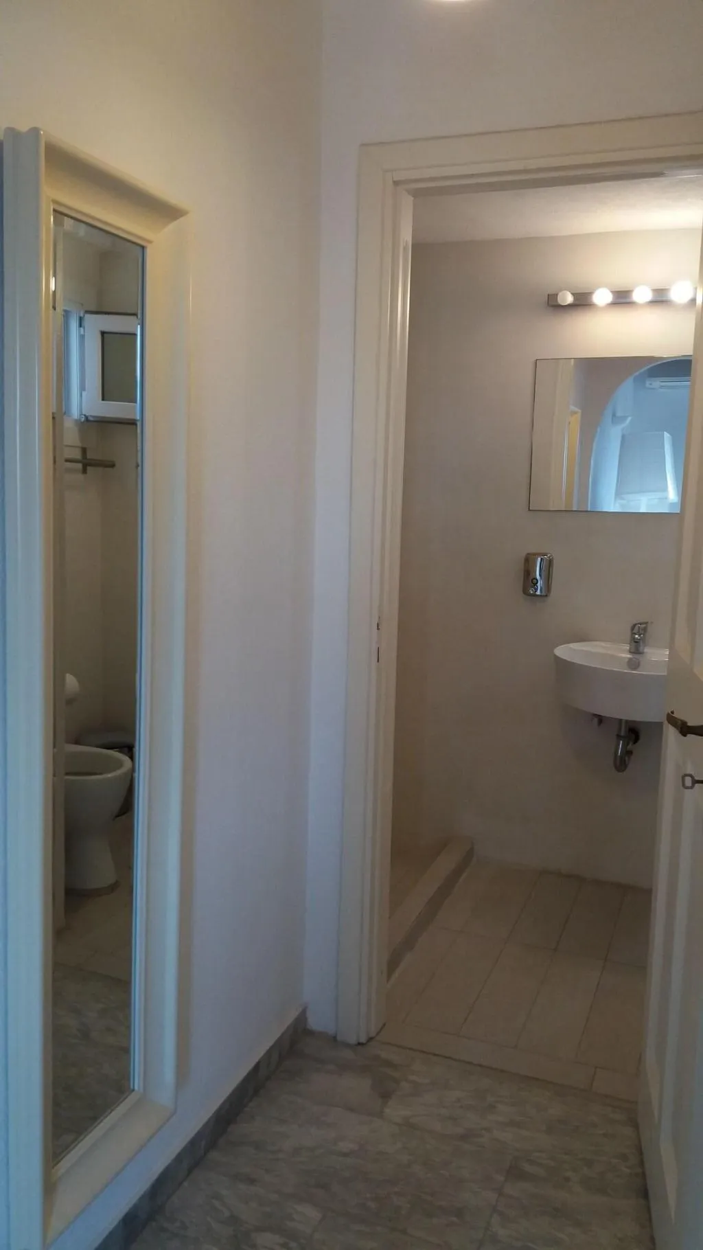 Room, Manos Rooms, Mykonos