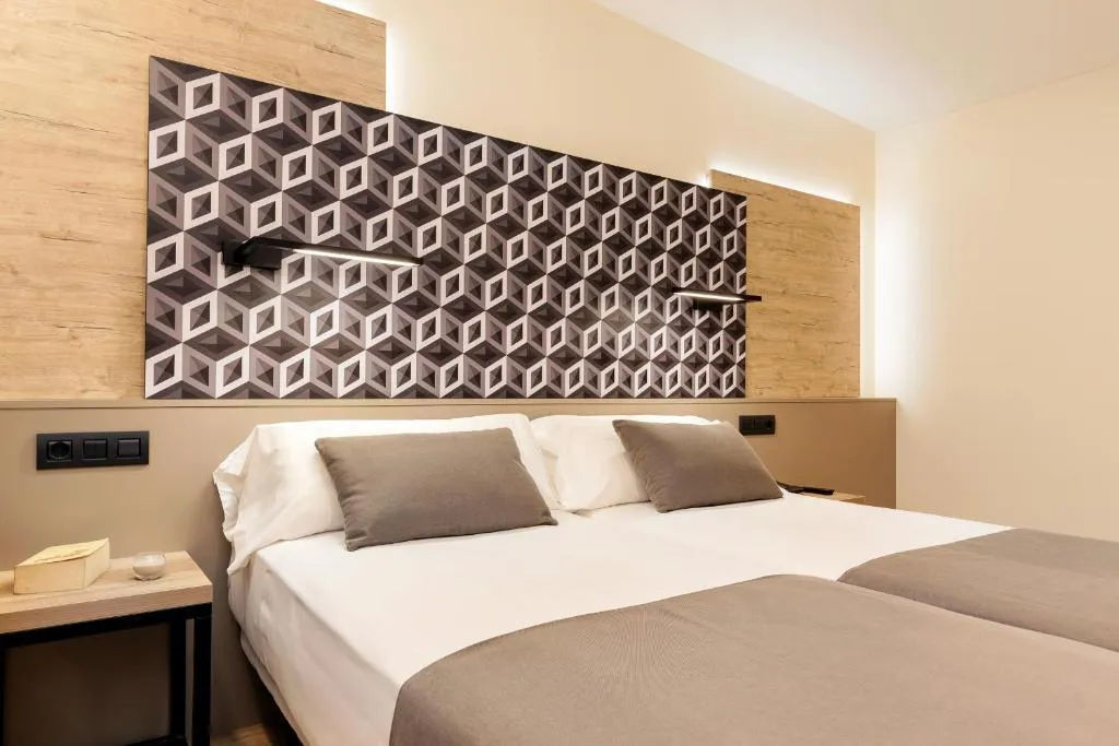 Room, Ronda House, Barcelona