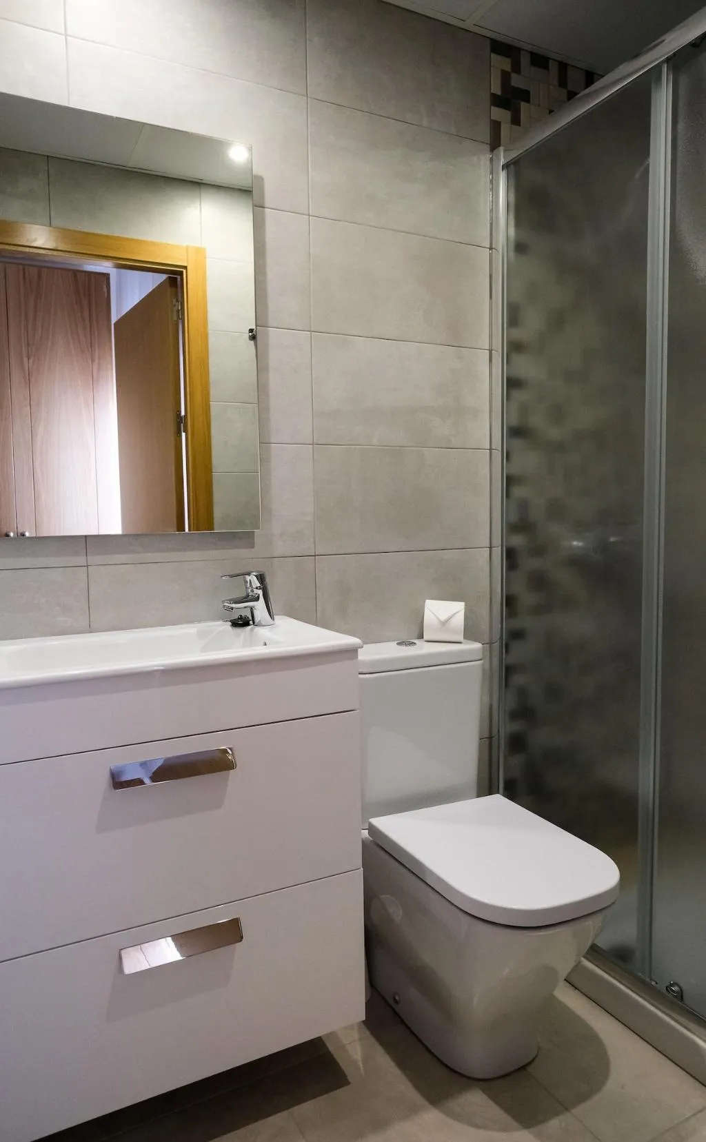 Room, S'Alamera Suites Hotel & Apartments, Ibiza