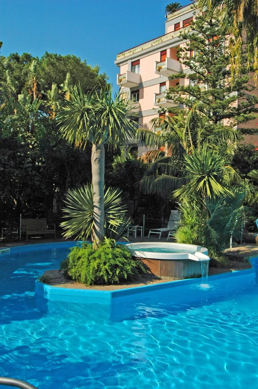 Pool, Reginna Palace, Naples