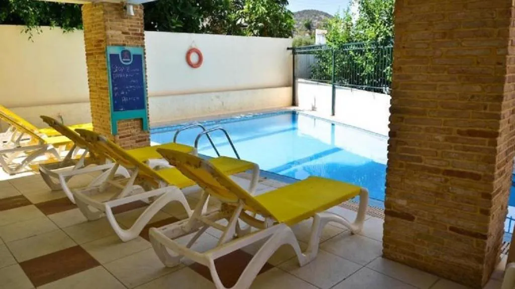 Pool, Argo Studios, Crete