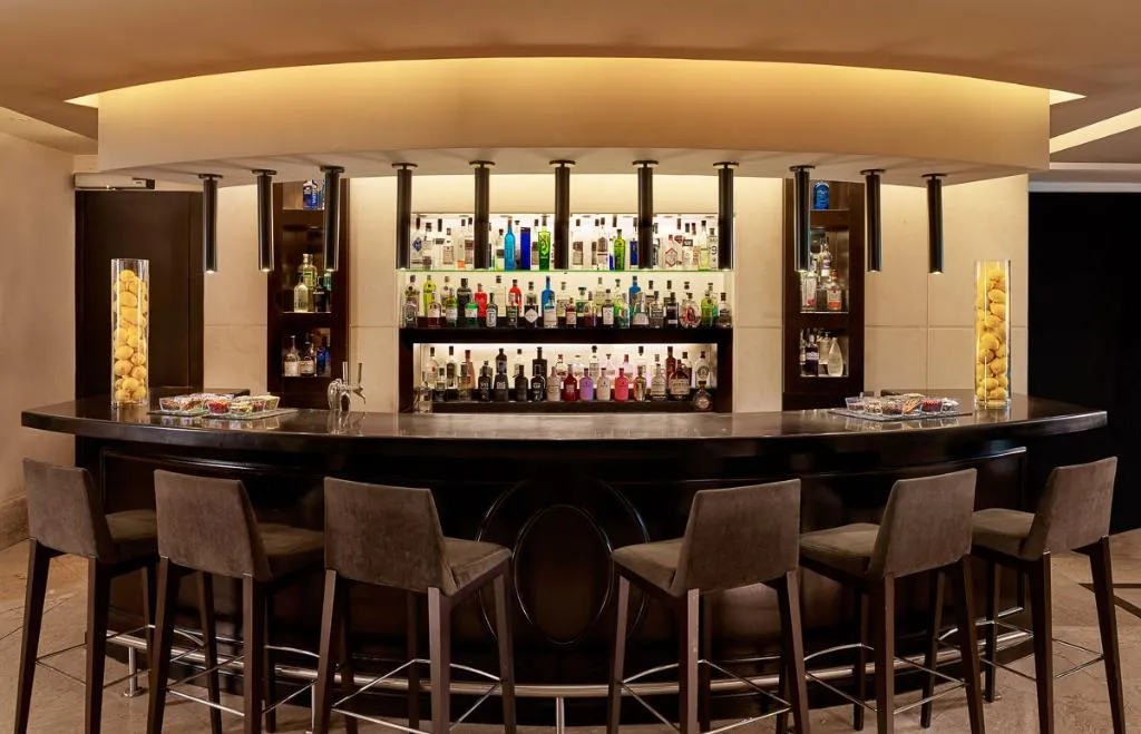 Bar, Penha Longa, Lisbon