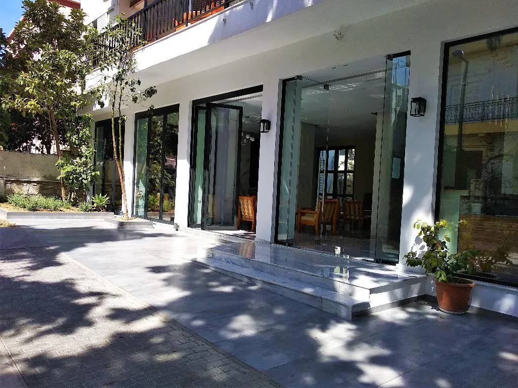 Lobby, Catherine, Kos