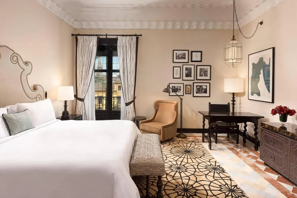 Room, Alfonso XIII, Seville