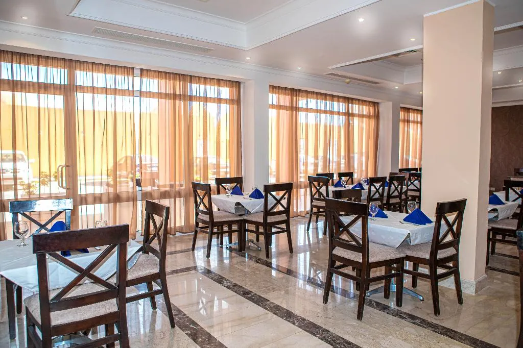 Restaurant, Hurghada Marina Apartments & Studios, Red Sea Riviera