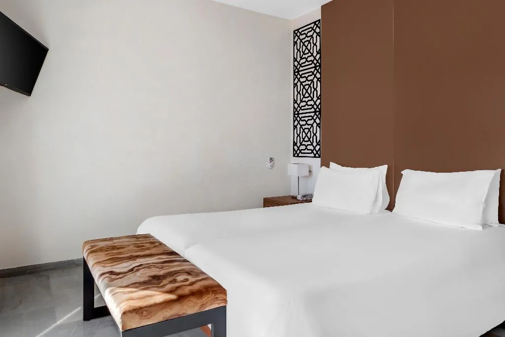 APARTMENT CAPACITY 6 TWO BEDROOMS Room, Sahara Sunset, Costa Del Sol