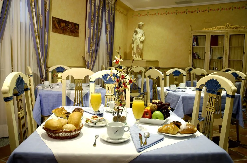 Restaurant, Casona de la Reyna Hospederia, Madrid