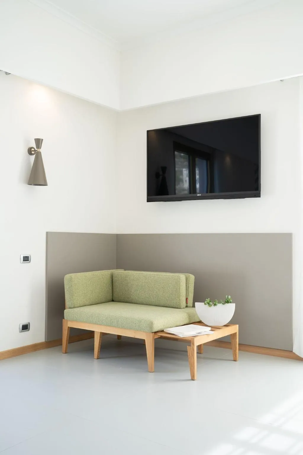 QUADRUPLE WITH DOUBLE BED Room, Reginna Palace, Naples
