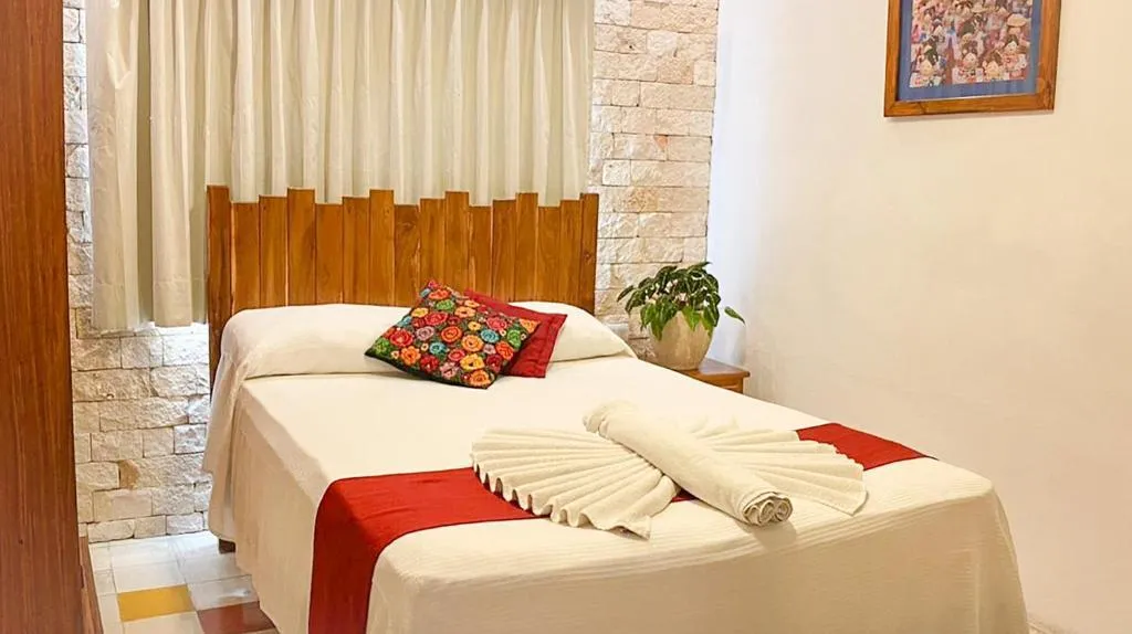 DOUBLE WITH DOUBLE BED Room, Casa Hipil, Cancun Area