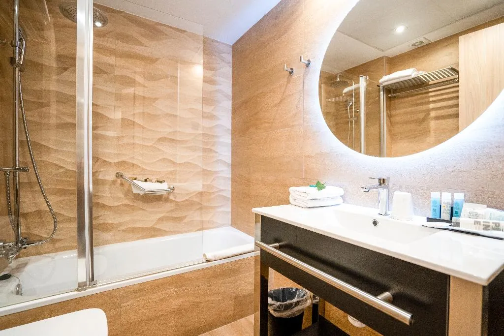 DOUBLE STANDARD Room, Rialto, Barcelona