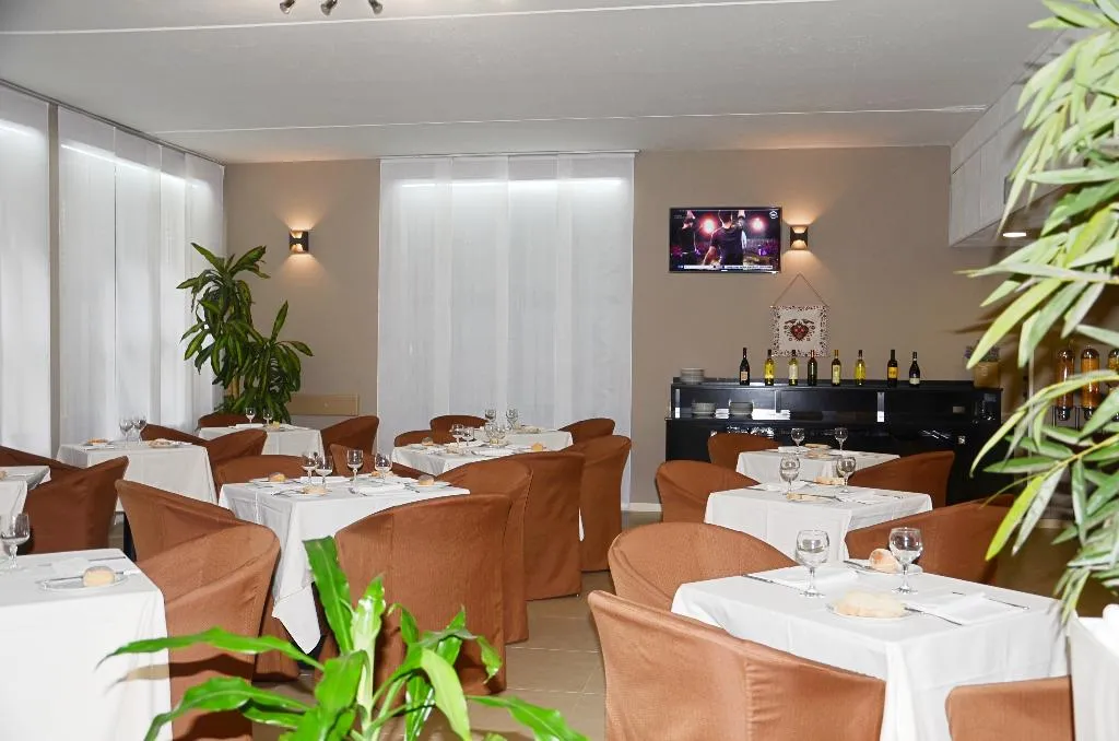 Restaurant, Green Hotel Motel, Milan