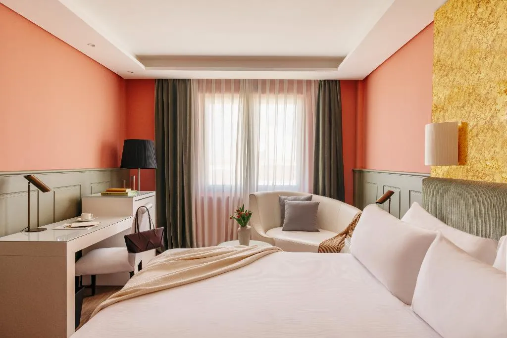 DOUBLE PREMIUM Room, Hotel Colón Gran Meliá, Seville