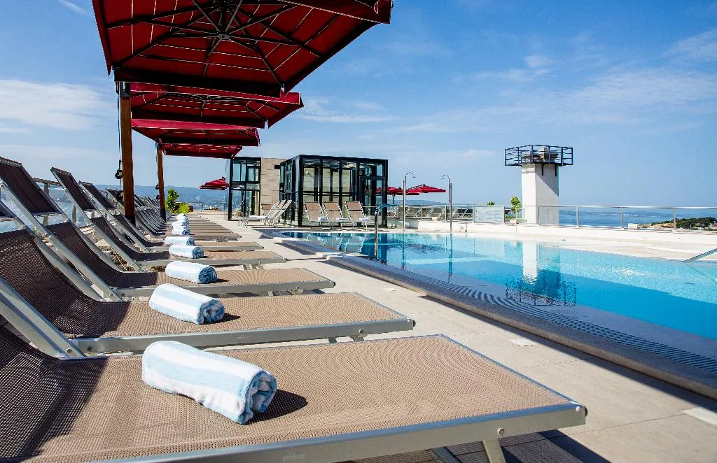 Pool, Plaza Duce, Split