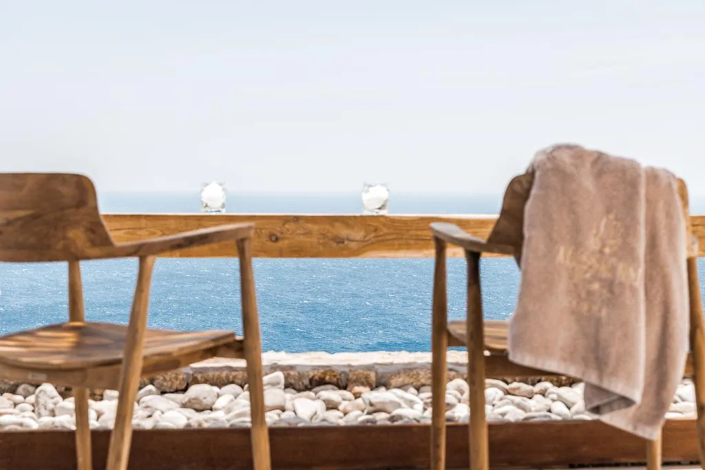 SUITE KING BED WITH JACUZZI Room, Alissachni Mykonos, Mykonos