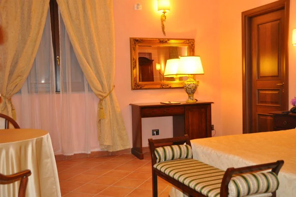 DOUBLE STANDARD Room, Hotel Sgroi, Naples