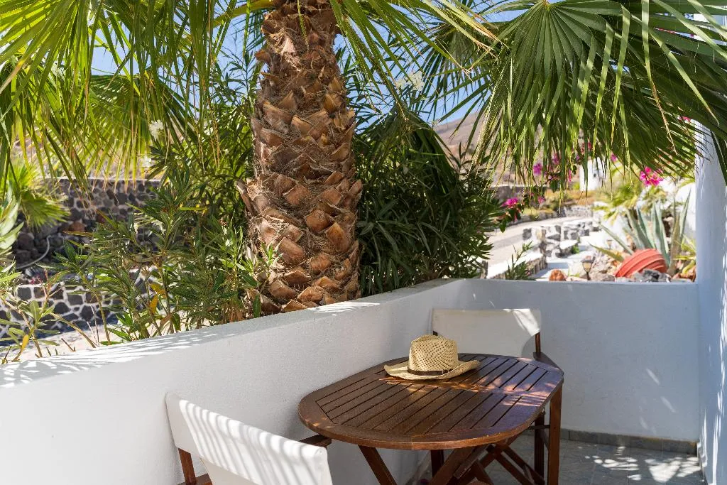 QUADRUPLE TWO BEDROOMS Room, Soulis Hotel, Santorini