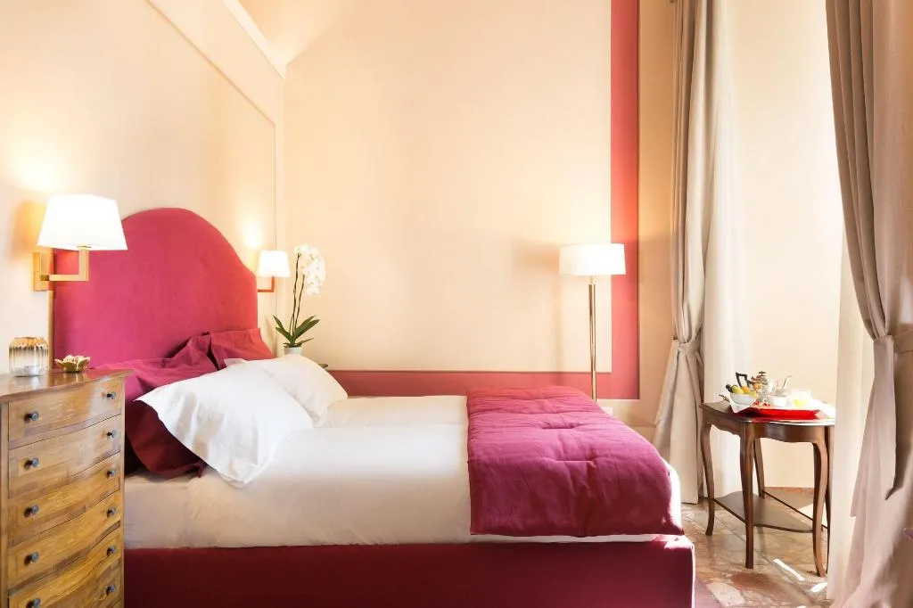 Room, Cerretani Palace Luxury B&B, Florence