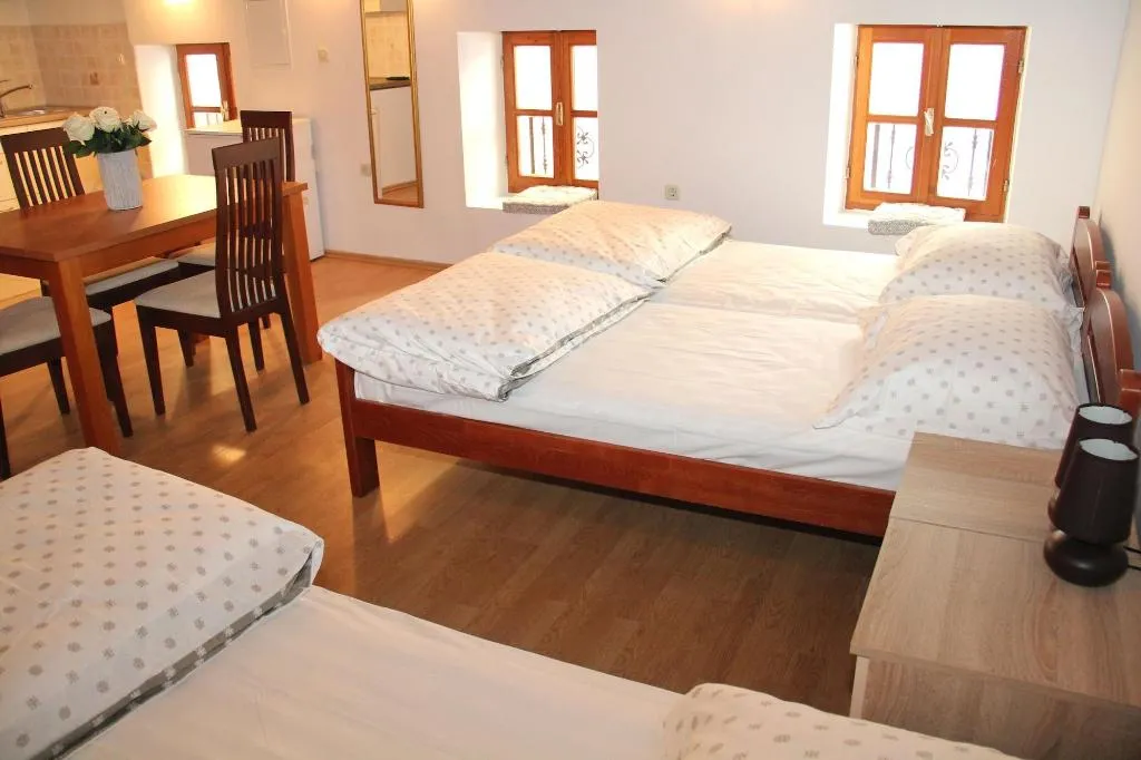 Room, Old Theatre Rooms And Apartments, Split