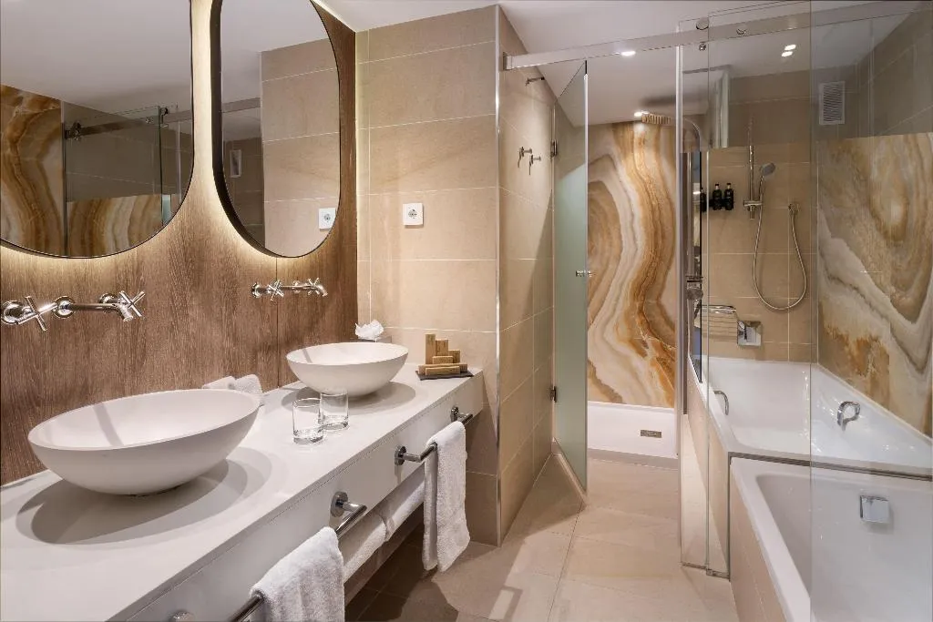 DOUBLE PREMIUM Room, Melia Castilla, Madrid